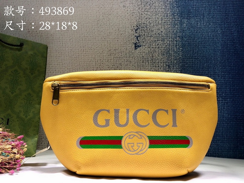 Gucci Handbags 895